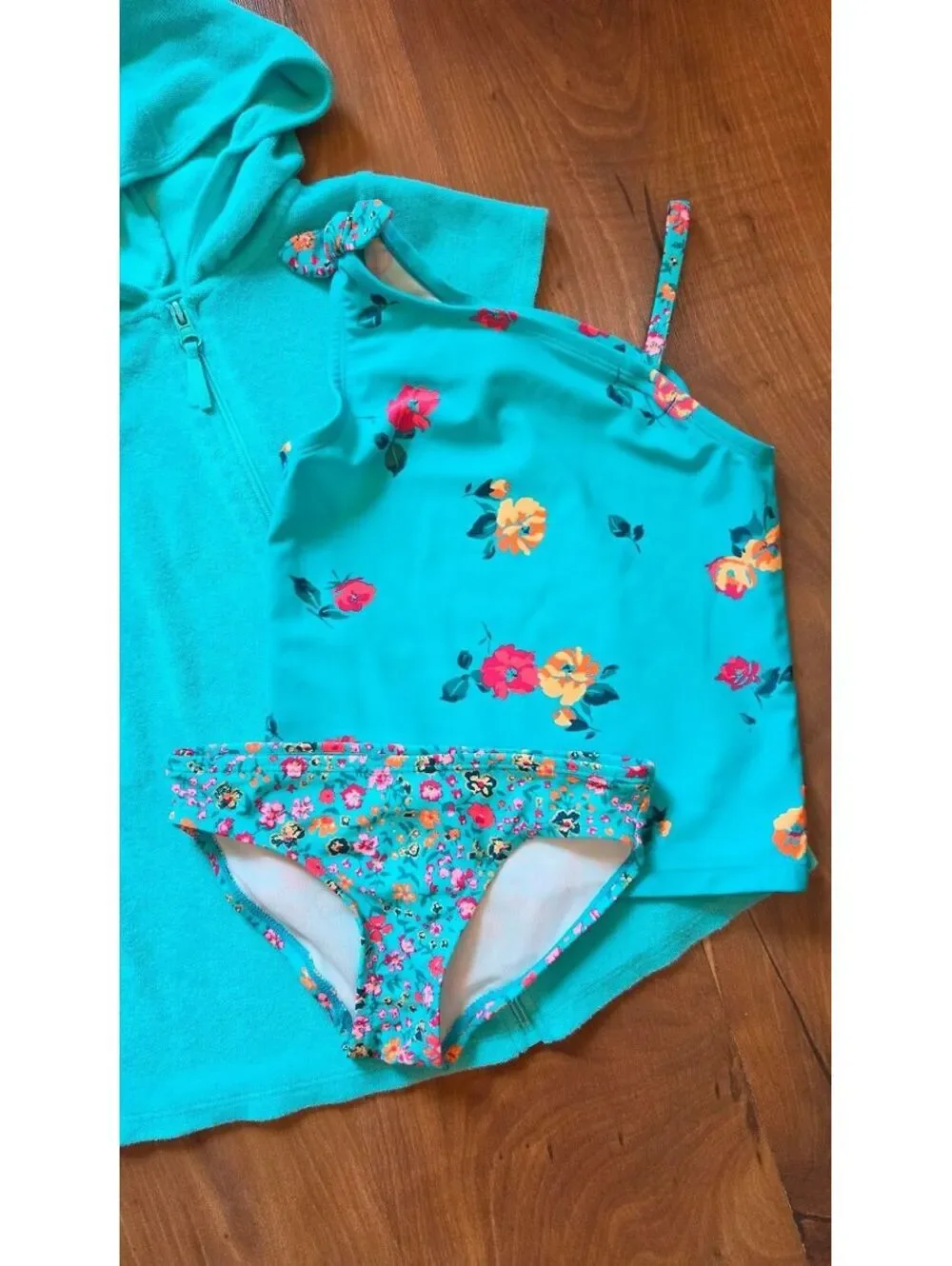 GUC Girls Swimsuit bundle! OshKosh Bgosh 2pc swimsuit w/ OP swim cover, 5T, #103